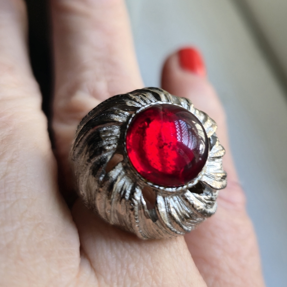 Vintage Modernist Ruby Red Glass Brutalist Statement Ring Adjustable - Picture 2 of 6